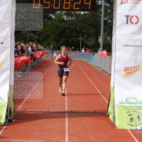 14.06.2026 - 7 Türme Triathlon Andreas Tolksdorf http://msf.ph/oto/9806725 14.06.2026 16:08:22 Ziel 1075, 1244 meine-sportfotos.de