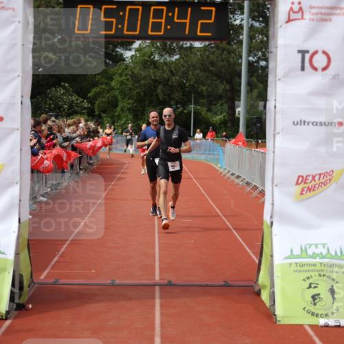 14.06.2026 - 7 Türme Triathlon Andreas Tolksdorf http://msf.ph/oto/9806738 14.06.2026 16:08:40 Ziel 1169, 1285, 1302, 1742 meine-sportfotos.de