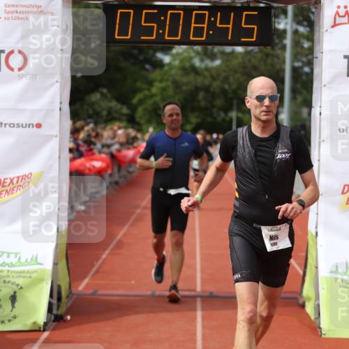 14.06.2026 - 7 Türme Triathlon Andreas Tolksdorf http://msf.ph/oto/9806744 14.06.2026 16:08:43 Ziel 1169, 1285, 1302, 1344, 1543, 1742 meine-sportfotos.de