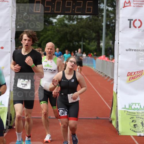 14.06.2026 - 7 Türme Triathlon Andreas Tolksdorf http://msf.ph/oto/9806793 14.06.2026 16:09:24 Ziel 1215, 1295, 1371, 1409, 1432, 1467, 1474, 1574 meine-sportfotos.de