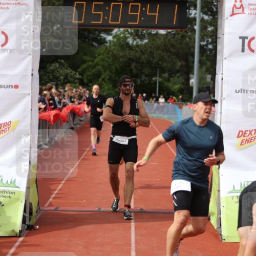 14.06.2026 - 7 Türme Triathlon Andreas Tolksdorf http://msf.ph/oto/9806812 14.06.2026 16:09:40 Ziel 804, 1209, 1241, 1373, 1412 meine-sportfotos.de