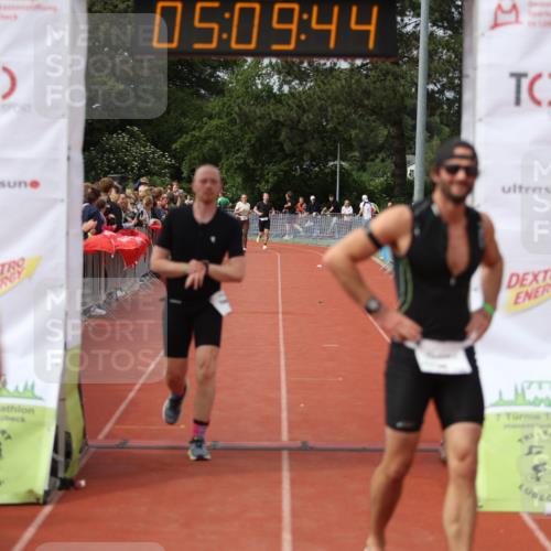 14.06.2026 - 7 Türme Triathlon Andreas Tolksdorf http://msf.ph/oto/9806816 14.06.2026 16:09:43 Ziel 804, 1209, 1241, 1373, 1412 meine-sportfotos.de