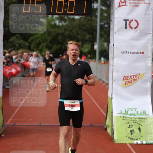 14.06.2026 - 7 Türme Triathlon Andreas Tolksdorf http://msf.ph/oto/9806835 14.06.2026 16:10:00 Ziel 641, 700, 708, 1279, 1428, 1537 meine-sportfotos.de