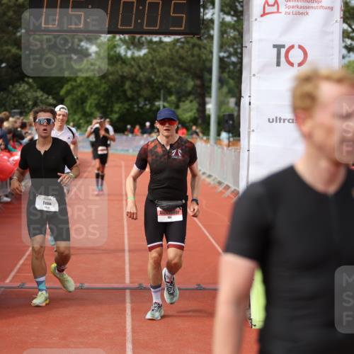 14.06.2026 - 7 Türme Triathlon Andreas Tolksdorf http://msf.ph/oto/9806840 14.06.2026 16:10:03 Ziel 637, 641, 700, 708, 1279, 1428, 1537 meine-sportfotos.de