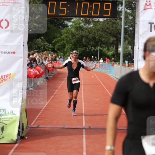 14.06.2026 - 7 Türme Triathlon Andreas Tolksdorf http://msf.ph/oto/9806844 14.06.2026 16:10:07 Ziel 637, 641, 700, 708, 1425, 1428, 1786 meine-sportfotos.de