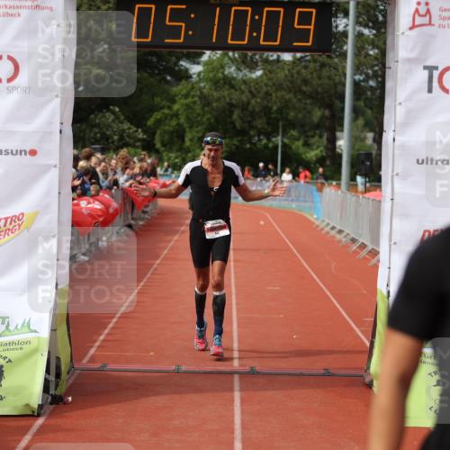 14.06.2026 - 7 Türme Triathlon Andreas Tolksdorf http://msf.ph/oto/9806846 14.06.2026 16:10:08 Ziel 637, 700, 708, 1425, 1428, 1786 meine-sportfotos.de
