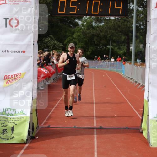 14.06.2026 - 7 Türme Triathlon Andreas Tolksdorf http://msf.ph/oto/9806853 14.06.2026 16:10:13 Ziel 637, 708, 1425, 1786 meine-sportfotos.de