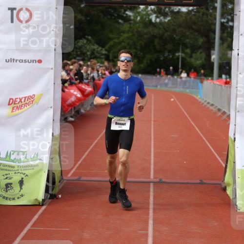 14.06.2026 - 7 Türme Triathlon Andreas Tolksdorf http://msf.ph/oto/9806861 14.06.2026 16:10:24 Ziel 1307 meine-sportfotos.de