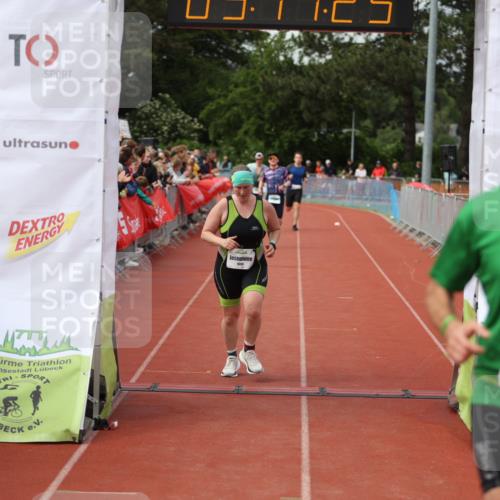 14.06.2026 - 7 Türme Triathlon Andreas Tolksdorf http://msf.ph/oto/9806901 14.06.2026 16:11:23 Ziel 1015, 1223, 1365, 1429, 1696 meine-sportfotos.de