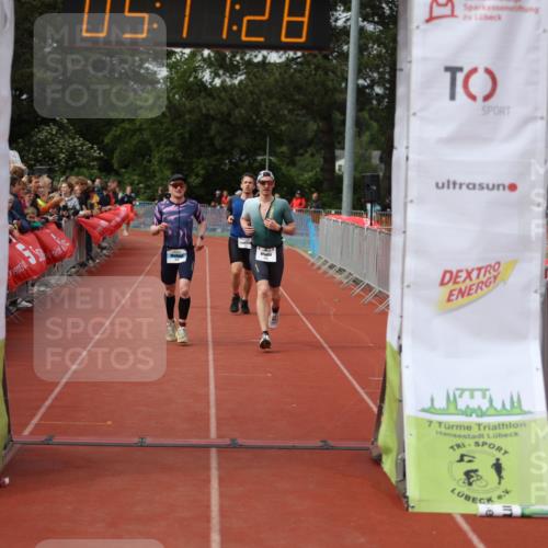 14.06.2026 - 7 Türme Triathlon Andreas Tolksdorf http://msf.ph/oto/9806906 14.06.2026 16:11:27 Ziel 1015, 1223, 1365, 1429, 1473, 1696 meine-sportfotos.de