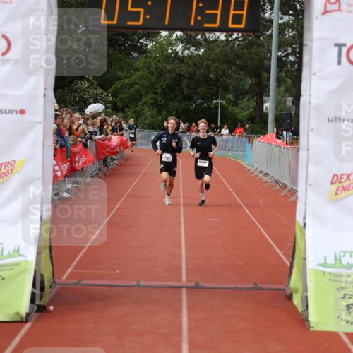 14.06.2026 - 7 Türme Triathlon Andreas Tolksdorf http://msf.ph/oto/9806914 14.06.2026 16:11:36 Ziel 1015, 1223, 1235, 1248, 1473 meine-sportfotos.de