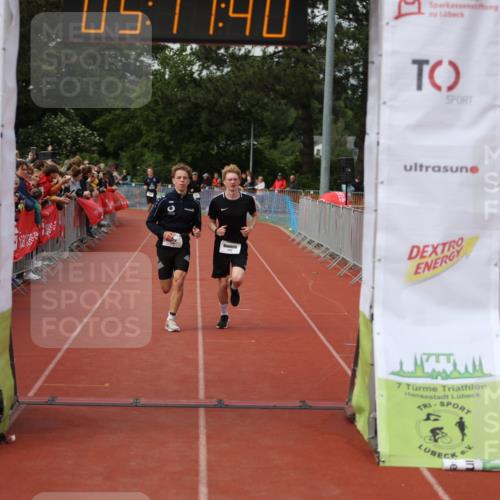 14.06.2026 - 7 Türme Triathlon Andreas Tolksdorf http://msf.ph/oto/9806918 14.06.2026 16:11:38 Ziel 1015, 1223, 1235, 1248, 1473 meine-sportfotos.de