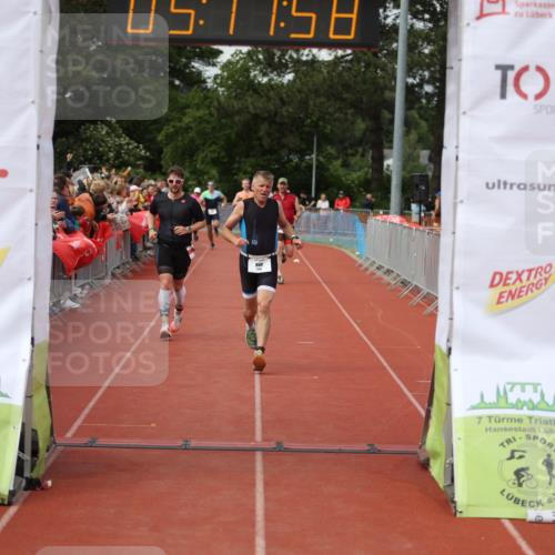 14.06.2026 - 7 Türme Triathlon Andreas Tolksdorf http://msf.ph/oto/9806934 14.06.2026 16:11:57 Ziel 734, 1218, 1247, 1311, 1424, 1699 meine-sportfotos.de