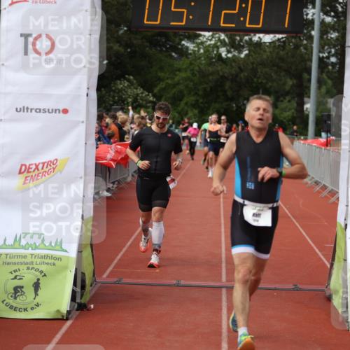 14.06.2026 - 7 Türme Triathlon Andreas Tolksdorf http://msf.ph/oto/9806941 14.06.2026 16:11:59 Ziel 734, 1218, 1232, 1247, 1311, 1384 meine-sportfotos.de