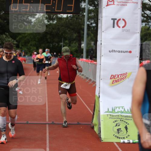 14.06.2026 - 7 Türme Triathlon Andreas Tolksdorf http://msf.ph/oto/9806944 14.06.2026 16:12:01 Ziel 636, 734, 1218, 1232, 1247, 1311, 1384 meine-sportfotos.de