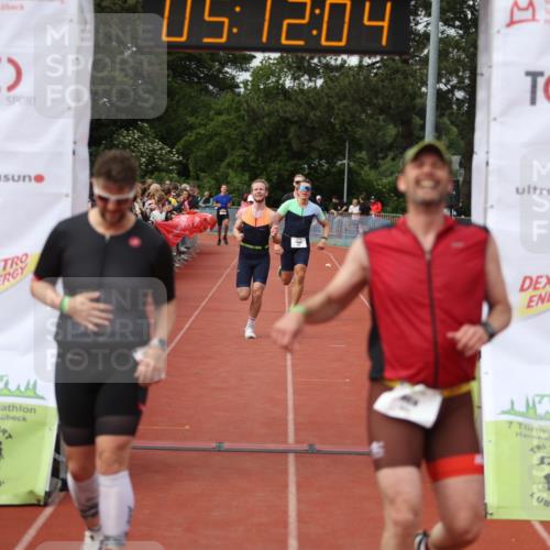 14.06.2026 - 7 Türme Triathlon Andreas Tolksdorf http://msf.ph/oto/9806947 14.06.2026 16:12:03 Ziel 636, 734, 1218, 1232, 1247, 1311, 1384 meine-sportfotos.de