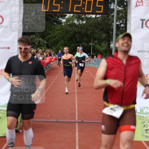 14.06.2026 - 7 Türme Triathlon Andreas Tolksdorf http://msf.ph/oto/9806948 14.06.2026 16:12:03 Ziel 636, 734, 1218, 1232, 1247, 1311, 1384 meine-sportfotos.de