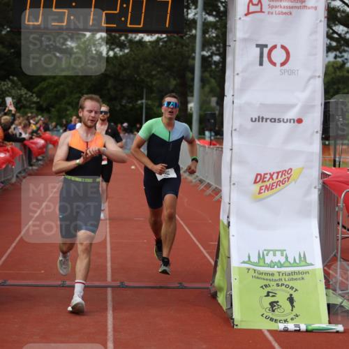 14.06.2026 - 7 Türme Triathlon Andreas Tolksdorf http://msf.ph/oto/9806954 14.06.2026 16:12:05 Ziel 636, 734, 1218, 1232, 1247, 1384 meine-sportfotos.de