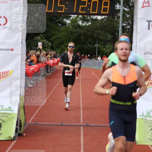14.06.2026 - 7 Türme Triathlon Andreas Tolksdorf http://msf.ph/oto/9806955 14.06.2026 16:12:07 Ziel 636, 683, 734, 1218, 1232, 1247, 1384, 1631 meine-sportfotos.de