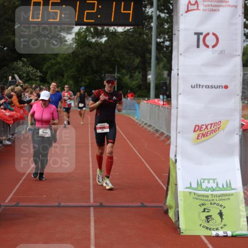 14.06.2026 - 7 Türme Triathlon Andreas Tolksdorf http://msf.ph/oto/9806960 14.06.2026 16:12:12 Ziel 636, 683, 729, 1232, 1384, 1631 meine-sportfotos.de