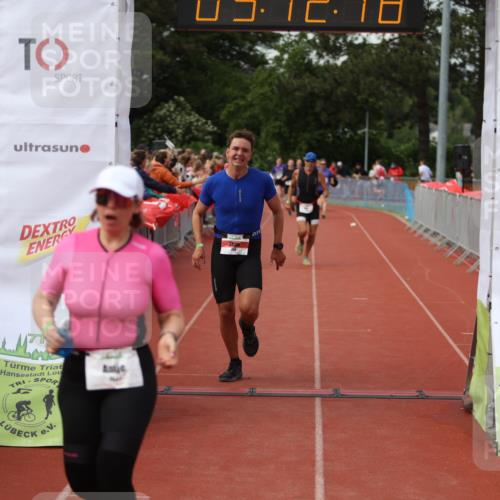 14.06.2026 - 7 Türme Triathlon Andreas Tolksdorf http://msf.ph/oto/9806968 14.06.2026 16:12:16 Ziel 636, 683, 729, 968, 1216, 1455, 1631, 1772 meine-sportfotos.de