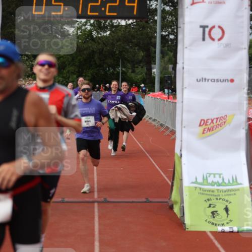 14.06.2026 - 7 Türme Triathlon Andreas Tolksdorf http://msf.ph/oto/9806976 14.06.2026 16:12:22 Ziel 683, 729, 968, 1216, 1455, 1502, 1631, 1772 meine-sportfotos.de