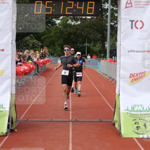 14.06.2026 - 7 Türme Triathlon Andreas Tolksdorf http://msf.ph/oto/9806995 14.06.2026 16:12:46 Ziel 660, 1201, 1318, 1399 meine-sportfotos.de