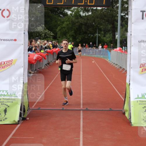 14.06.2026 - 7 Türme Triathlon Andreas Tolksdorf http://msf.ph/oto/9807006 14.06.2026 16:12:59 Ziel 1201, 1315 meine-sportfotos.de