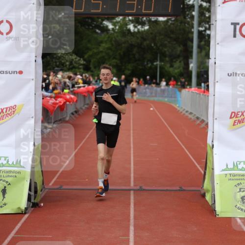 14.06.2026 - 7 Türme Triathlon Andreas Tolksdorf http://msf.ph/oto/9807008 14.06.2026 16:12:59 Ziel 1201, 1315 meine-sportfotos.de