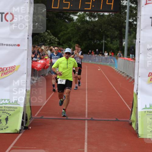 14.06.2026 - 7 Türme Triathlon Andreas Tolksdorf http://msf.ph/oto/9807022 14.06.2026 16:13:12 Ziel 692, 1243, 1264, 1791 meine-sportfotos.de