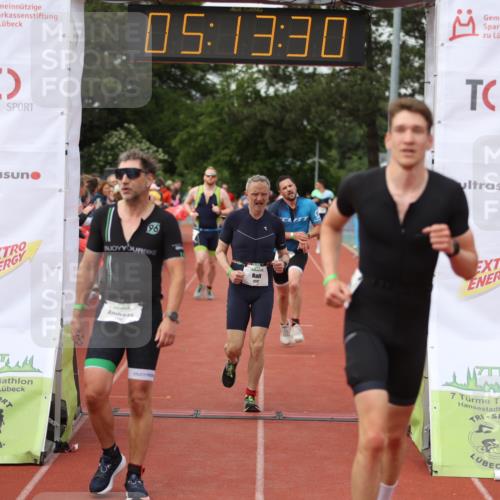 14.06.2026 - 7 Türme Triathlon Andreas Tolksdorf http://msf.ph/oto/9807045 14.06.2026 16:13:28 Ziel 705, 1208, 1272, 1347, 1391, 1445, 1468, 1479 meine-sportfotos.de