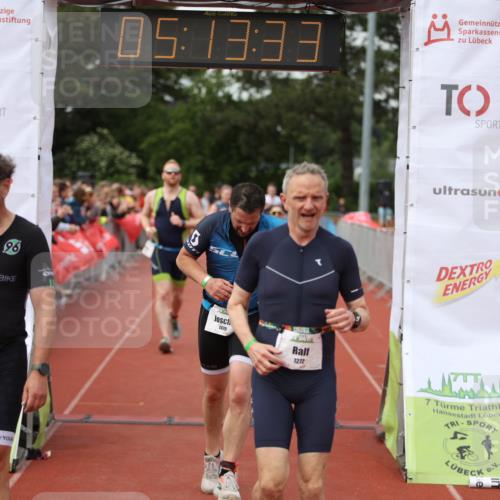 14.06.2026 - 7 Türme Triathlon Andreas Tolksdorf http://msf.ph/oto/9807048 14.06.2026 16:13:31 Ziel 705, 1208, 1272, 1347, 1391, 1413, 1445, 1468, 1479, 1729 meine-sportfotos.de