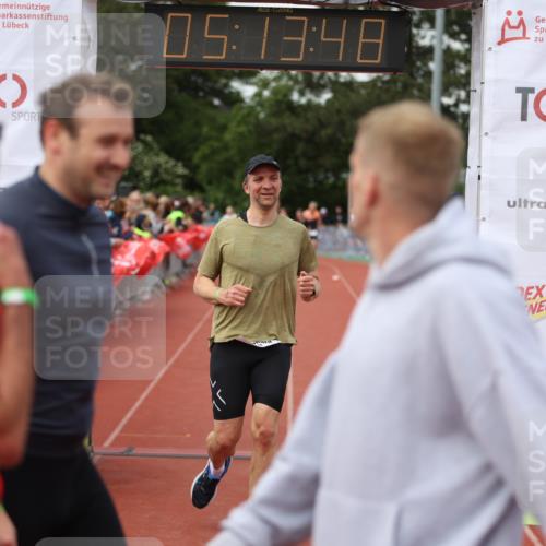 14.06.2026 - 7 Türme Triathlon Andreas Tolksdorf http://msf.ph/oto/9807071 14.06.2026 16:13:46 Ziel 1220, 1276, 1374, 1393, 1413, 1433, 1776 meine-sportfotos.de