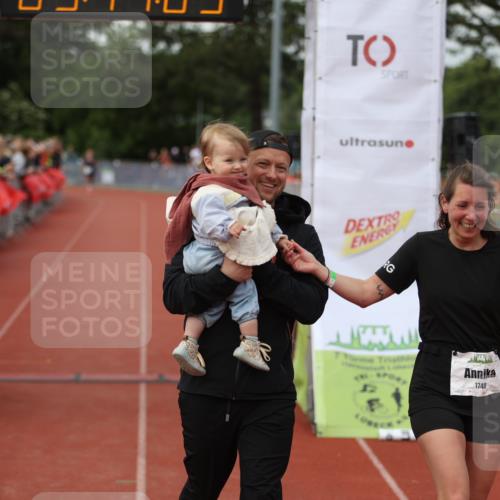 14.06.2026 - 7 Türme Triathlon Andreas Tolksdorf http://msf.ph/oto/9807092 14.06.2026 16:14:03 Ziel 761, 1308, 1342, 1748 meine-sportfotos.de