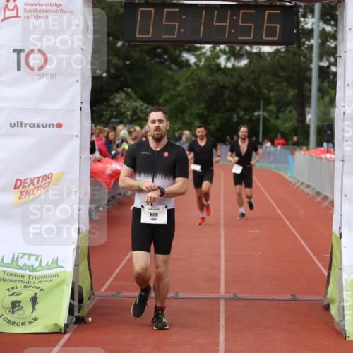 14.06.2026 - 7 Türme Triathlon Andreas Tolksdorf http://msf.ph/oto/9807130 14.06.2026 16:14:55 Ziel 1271, 1351, 1389, 1404 meine-sportfotos.de