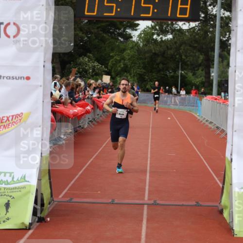 14.06.2026 - 7 Türme Triathlon Andreas Tolksdorf http://msf.ph/oto/9807144 14.06.2026 16:15:17 Ziel 1259, 1436, 1451 meine-sportfotos.de