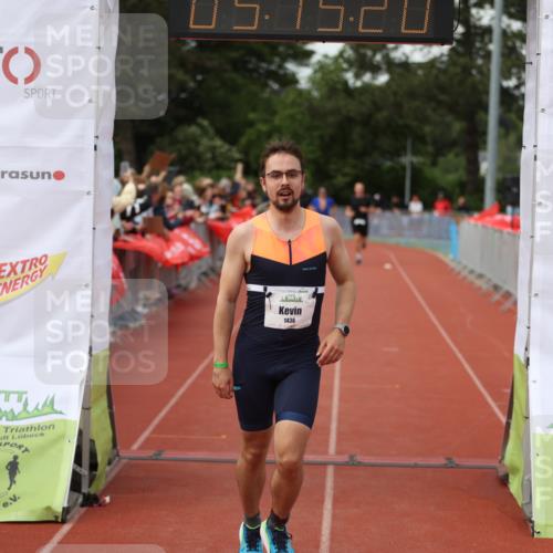 14.06.2026 - 7 Türme Triathlon Andreas Tolksdorf http://msf.ph/oto/9807149 14.06.2026 16:15:19 Ziel 1259, 1436, 1451 meine-sportfotos.de