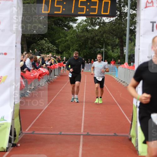 14.06.2026 - 7 Türme Triathlon Andreas Tolksdorf http://msf.ph/oto/9807161 14.06.2026 16:15:29 Ziel 1002, 1187, 1259, 1282, 1299, 1451 meine-sportfotos.de