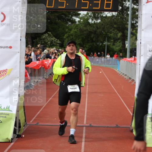 14.06.2026 - 7 Türme Triathlon Andreas Tolksdorf http://msf.ph/oto/9807169 14.06.2026 16:15:37 Ziel 1002, 1282, 1299, 1305, 1406, 1666 meine-sportfotos.de