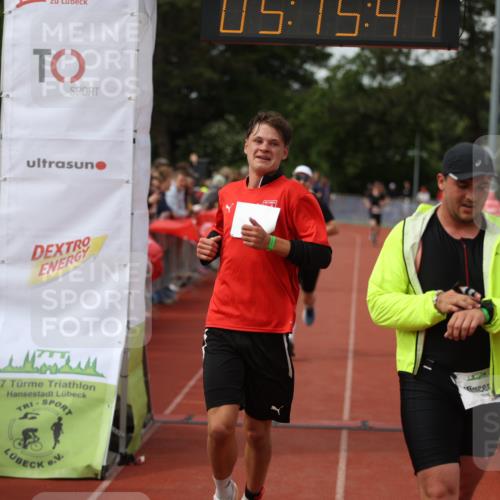 14.06.2026 - 7 Türme Triathlon Andreas Tolksdorf http://msf.ph/oto/9807174 14.06.2026 16:15:39 Ziel 1002, 1282, 1299, 1305, 1406, 1666 meine-sportfotos.de