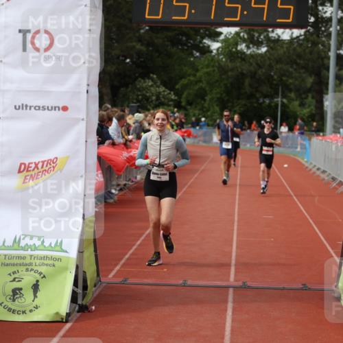 14.06.2026 - 7 Türme Triathlon Andreas Tolksdorf http://msf.ph/oto/9807180 14.06.2026 16:15:44 Ziel 652, 1282, 1305, 1354, 1380, 1406, 1666 meine-sportfotos.de