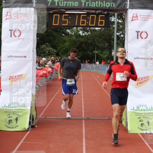 14.06.2026 - 7 Türme Triathlon Andreas Tolksdorf http://msf.ph/oto/9807199 14.06.2026 16:16:05 Ziel 1236, 1360, 1792 meine-sportfotos.de