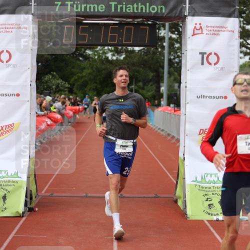 14.06.2026 - 7 Türme Triathlon Andreas Tolksdorf http://msf.ph/oto/9807201 14.06.2026 16:16:06 Ziel 1236, 1360, 1792 meine-sportfotos.de