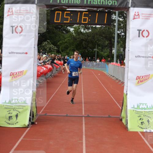 14.06.2026 - 7 Türme Triathlon Andreas Tolksdorf http://msf.ph/oto/9807204 14.06.2026 16:16:10 Ziel 1236, 1360, 1385, 1461, 1792 meine-sportfotos.de