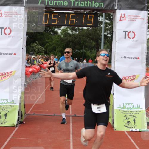 14.06.2026 - 7 Türme Triathlon Andreas Tolksdorf http://msf.ph/oto/9807219 14.06.2026 16:16:18 Ziel 1236, 1283, 1385, 1461, 1732 meine-sportfotos.de