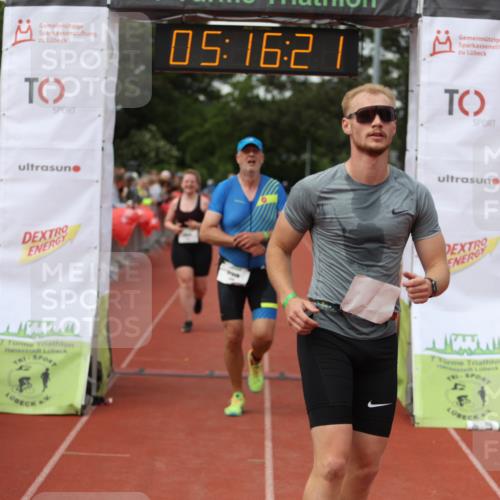 14.06.2026 - 7 Türme Triathlon Andreas Tolksdorf http://msf.ph/oto/9807224 14.06.2026 16:16:20 Ziel 1283, 1385, 1461, 1732 meine-sportfotos.de