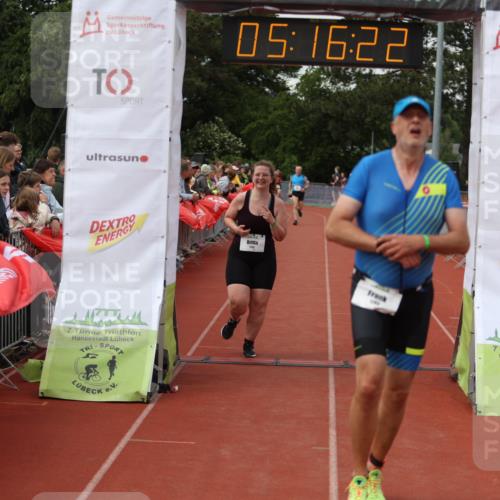 14.06.2026 - 7 Türme Triathlon Andreas Tolksdorf http://msf.ph/oto/9807226 14.06.2026 16:16:21 Ziel 1283, 1385, 1461, 1732 meine-sportfotos.de