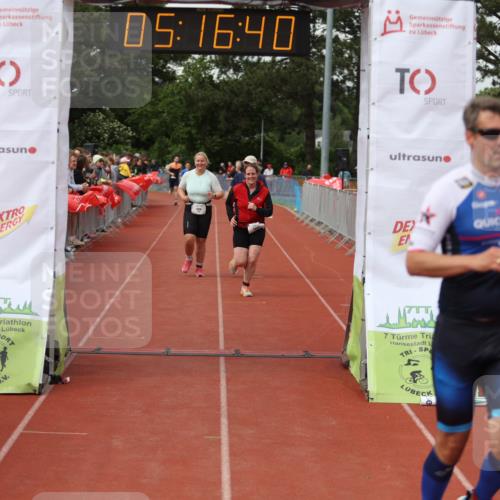 14.06.2026 - 7 Türme Triathlon Andreas Tolksdorf http://msf.ph/oto/9807247 14.06.2026 16:16:39 Ziel 1327, 1333, 1408, 1637, 1706, 1753 meine-sportfotos.de