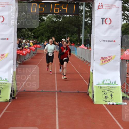 14.06.2026 - 7 Türme Triathlon Andreas Tolksdorf http://msf.ph/oto/9807249 14.06.2026 16:16:40 Ziel 1306, 1333, 1637, 1706, 1753 meine-sportfotos.de