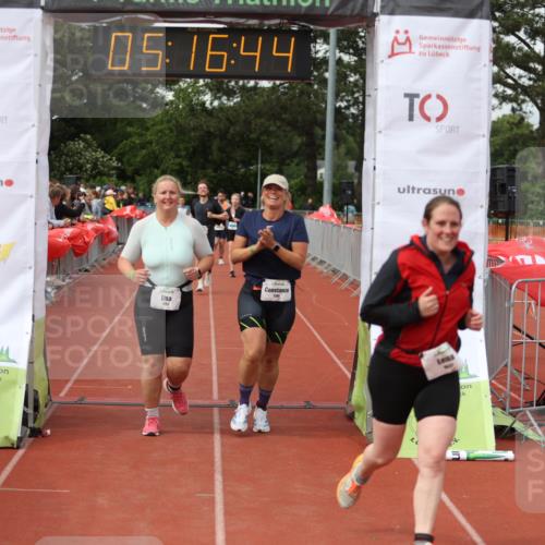 14.06.2026 - 7 Türme Triathlon Andreas Tolksdorf http://msf.ph/oto/9807256 14.06.2026 16:16:43 Ziel 998, 1266, 1306, 1333, 1637, 1706, 1753 meine-sportfotos.de